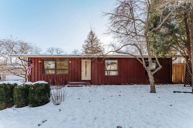 770 Odsila WAY, Fontana, WI 53125