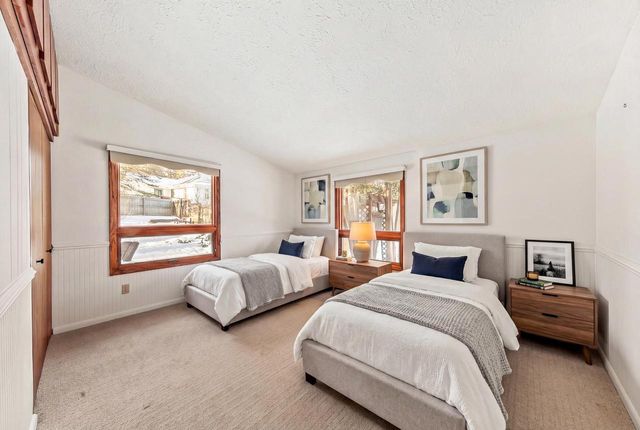 770 Odsila WAY, Fontana, WI 53125