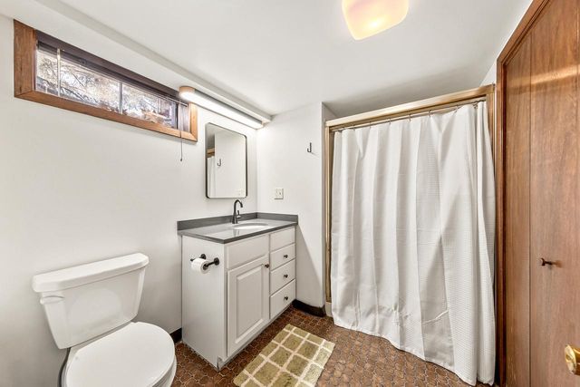 770 Odsila WAY, Fontana, WI 53125