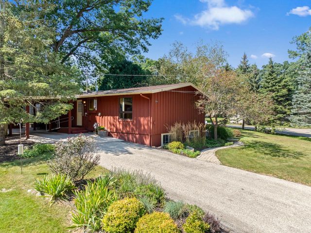 770 Odsila WAY, Fontana, WI 53125