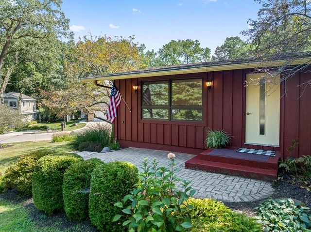 770 Odsila WAY, Fontana, WI 53125