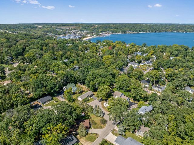 770 Odsila WAY, Fontana, WI 53125