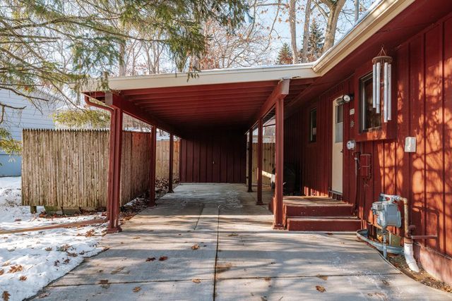 770 Odsila WAY, Fontana, WI 53125