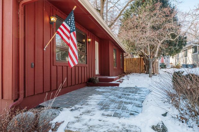 770 Odsila WAY, Fontana, WI 53125