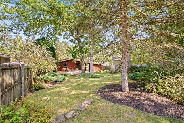 770 Odsila WAY, Fontana, WI 53125