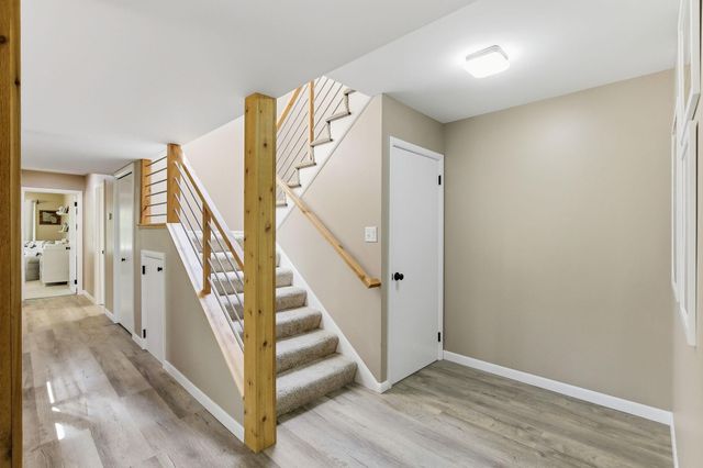 4001 Huntingdon Drive, Minnetonka, MN 55305