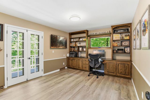 4001 Huntingdon Drive, Minnetonka, MN 55305