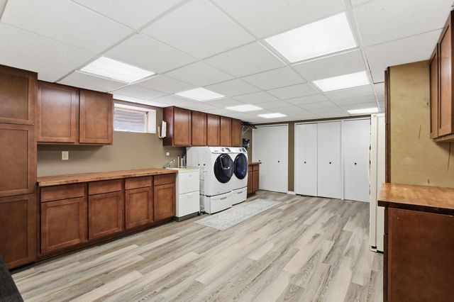 4001 Huntingdon Drive, Minnetonka, MN 55305