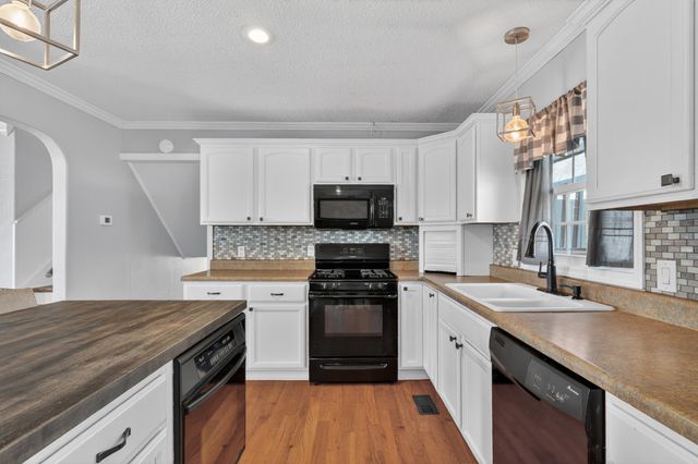 105 Simmons Cir, Fayetteville, TN 37334