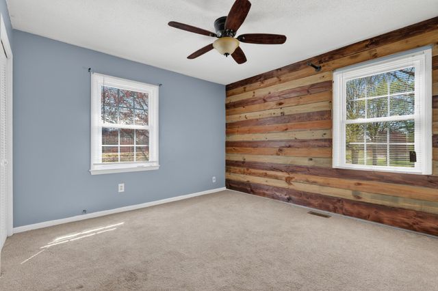 105 Simmons Cir, Fayetteville, TN 37334