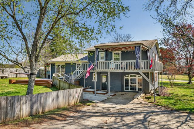 105 Simmons Cir, Fayetteville, TN 37334