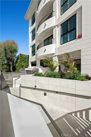4214 Fulton Avenue 302, Studio City, CA 91604