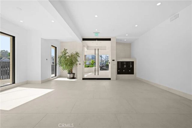 4214 Fulton Avenue 302, Studio City, CA 91604