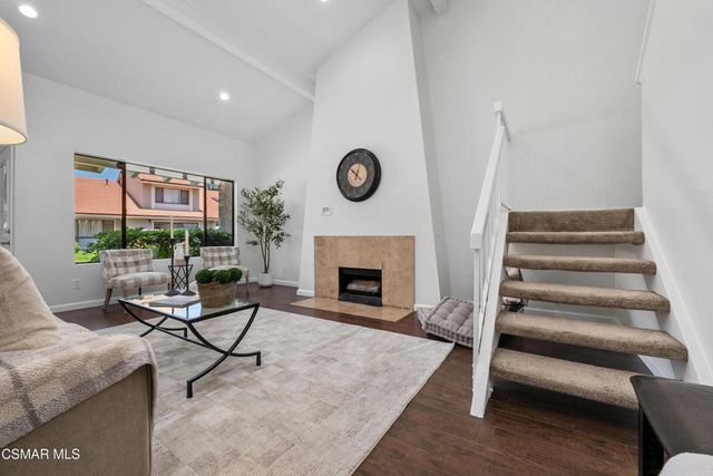586 Durango Court, Camarillo, CA 93010