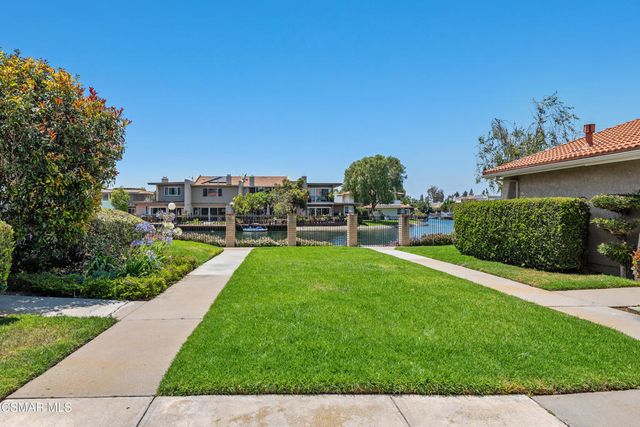 586 Durango Court, Camarillo, CA 93010
