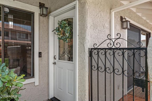 586 Durango Court, Camarillo, CA 93010