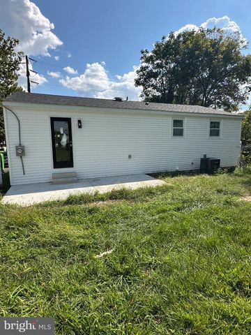 5725 BEAVER DAM RD, Bristol, PA 19007