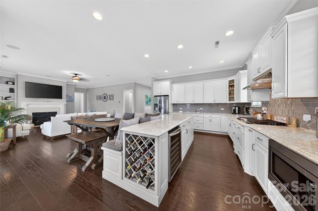 2166 Stratton Place, Fort Mill, SC 29708