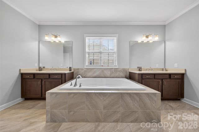 2166 Stratton Place, Fort Mill, SC 29708