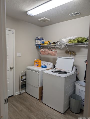 7038 Emerald, San Antonio, TX 78242