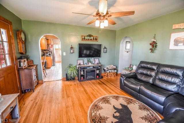 8178 Navarre Road SW, Massillon, OH 44646