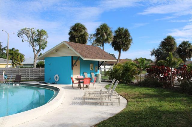 3602 54TH STREET W D4, Bradenton, FL 34209