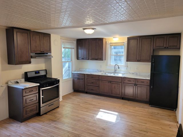 1016 James Avenue, Saint Paul, MN 55102