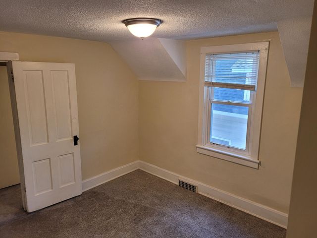 1016 James Avenue, Saint Paul, MN 55102