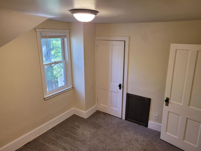 1016 James Avenue, Saint Paul, MN 55102