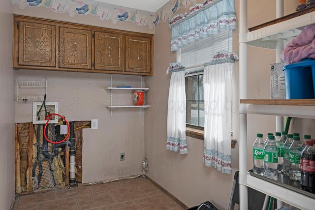 6202 Hampton Drive, Amarillo, TX 79109