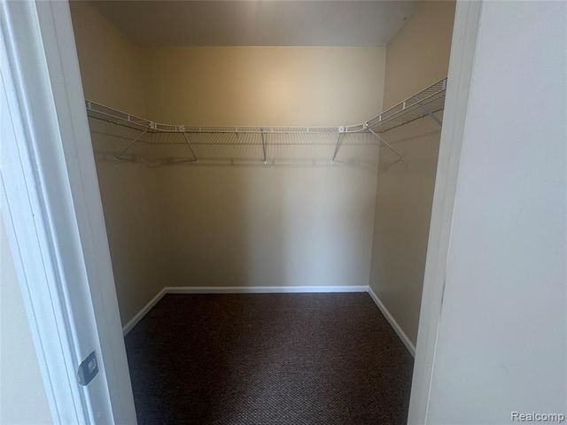 1455 E Meyers Avenue, Hazel Park, MI 48030
