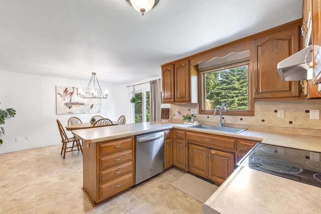 3108 SUMMER PLACE, Green Bay, WI 54313