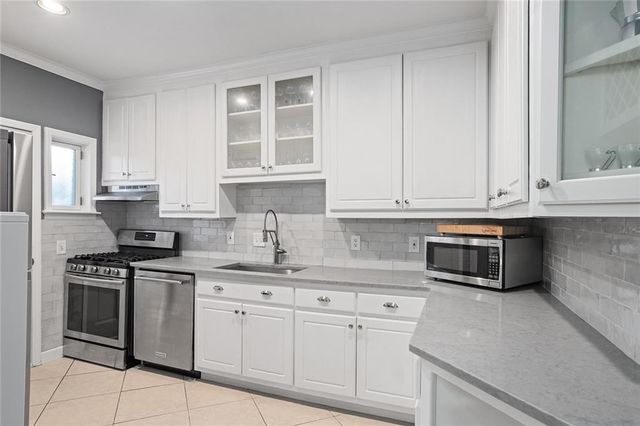 30 Collier Road NW 8, Atlanta, GA 30309