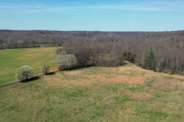 2060 Luther Herald Rd, Franklin, KY 42134