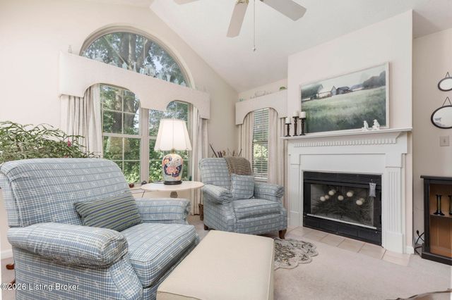 3244 Graystone Manor Pkwy, Louisville, KY 40241