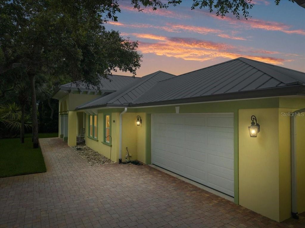 Image 2 of property listing at 3155 110TH PLACE, Vero Beach, FL 32963