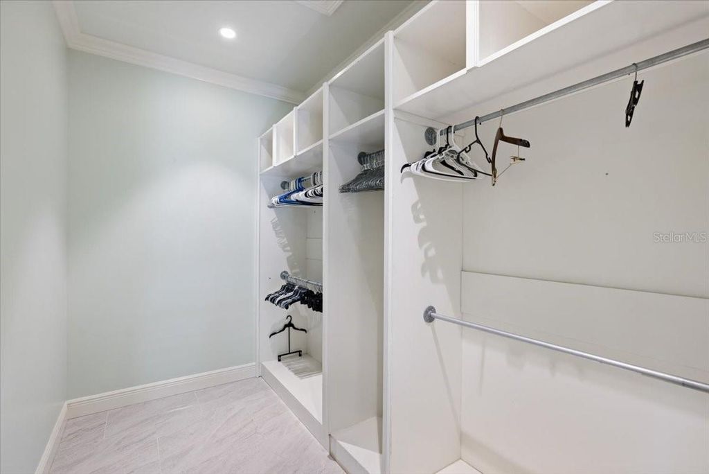 Image 18 of property listing at 3155 110TH PLACE, Vero Beach, FL 32963
