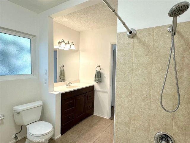 944 17th Street 5, Santa Monica, CA 90403