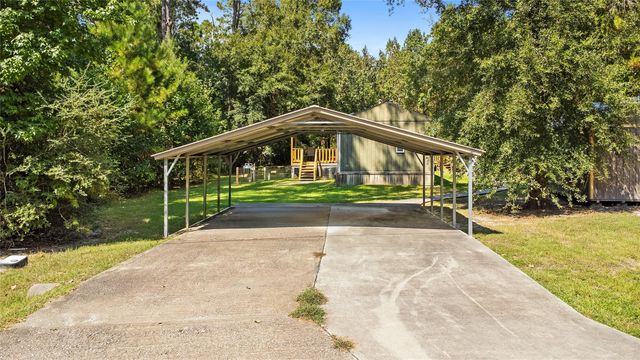 375 Chestnut Bend, Huntsville, TX 77320