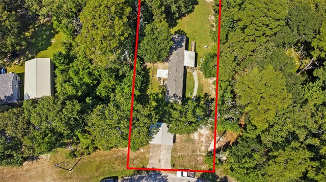 375 Chestnut Bend, Huntsville, TX 77320
