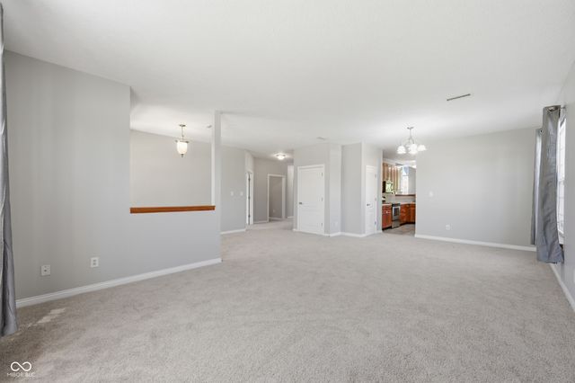 10862 Chestnut Heath Court, Noblesville, IN 46060