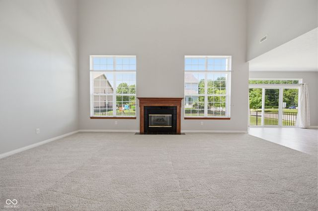 10862 Chestnut Heath Court, Noblesville, IN 46060