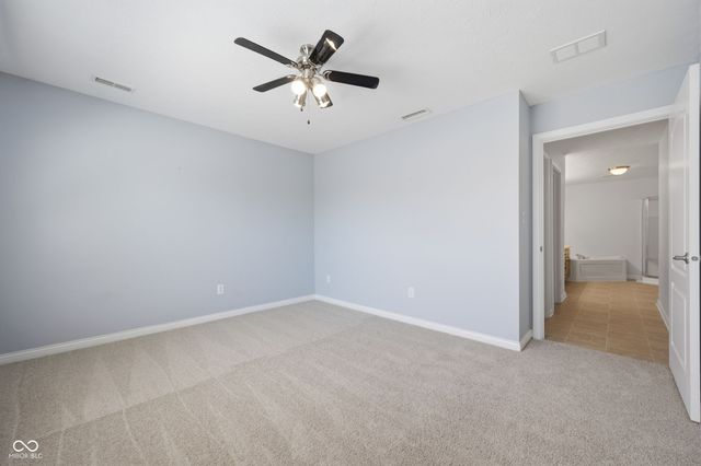 10862 Chestnut Heath Court, Noblesville, IN 46060