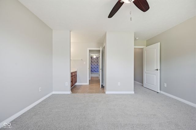 10862 Chestnut Heath Court, Noblesville, IN 46060