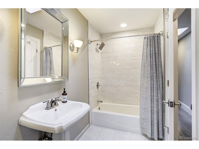 8 Midland Rd, Colorado Springs, CO 80906