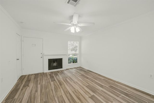 1917 Augusta Drive A8, Houston, TX 77057