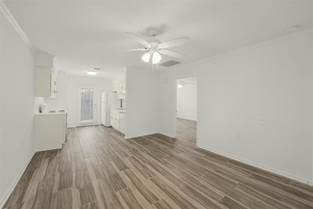 1917 Augusta Drive A8, Houston, TX 77057