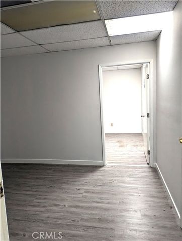 8254 Sharuzi Lane, Northridge (los Angeles), CA 91325