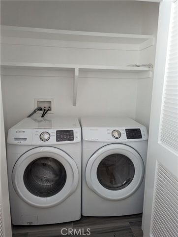 8254 Sharuzi Lane, Northridge (los Angeles), CA 91325