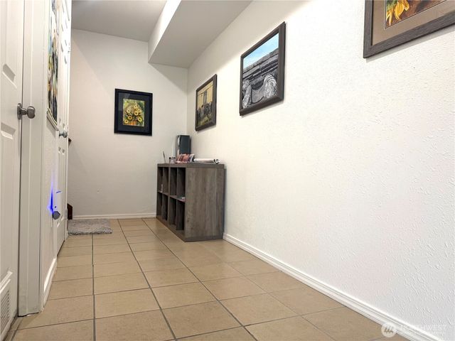 5807 S Firdinand Street, Tacoma, WA 98409